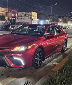 تۆیۆتا کامری